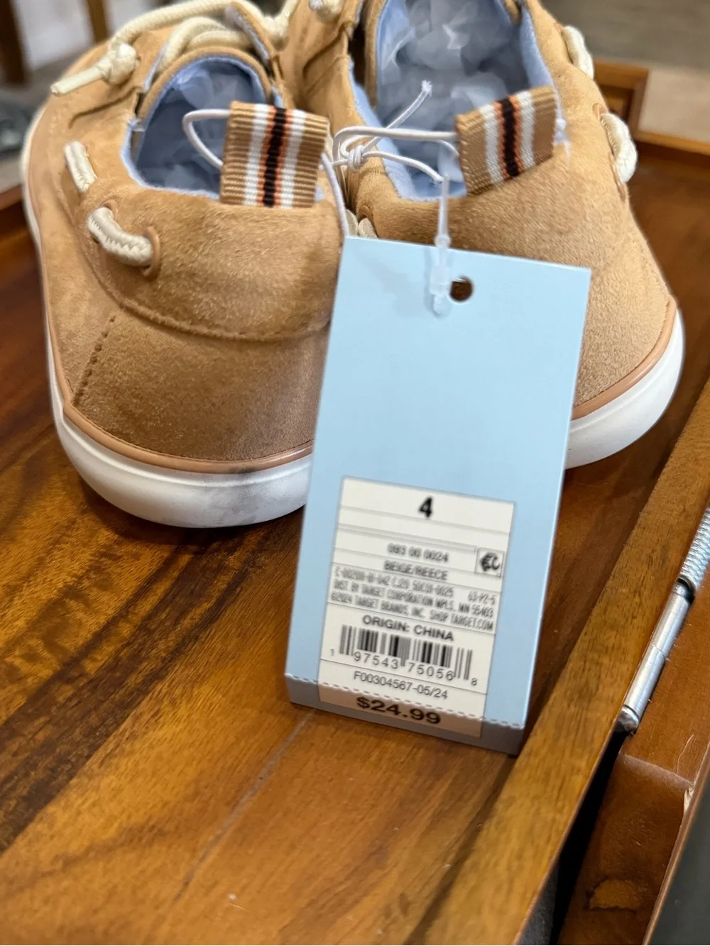 Cat & Jack casual boat